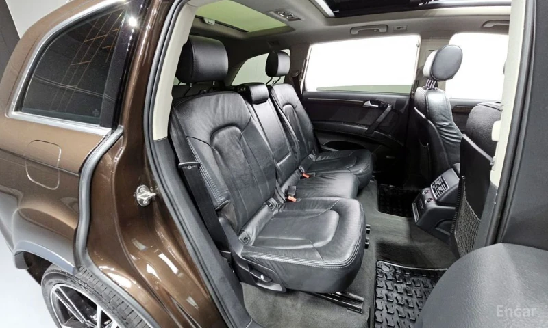 Audi Q7, снимка 12 - Автомобили и джипове - 53375490