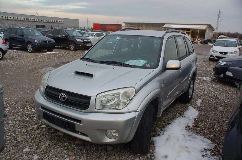 Toyota Rav4 2.0 D4D, снимка 1 - Автомобили и джипове - 27886942