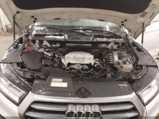 Audi SQ5 MATRIX* PREMIUM* PLUS* CARBON* ДИСТРОНИК* , снимка 12 - Автомобили и джипове - 53646088