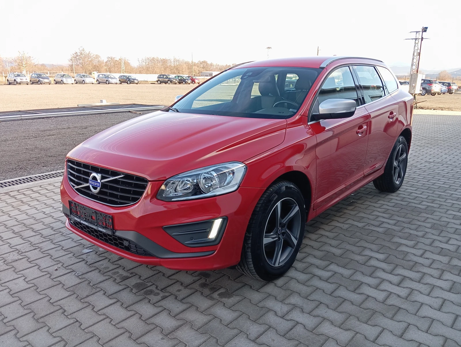 Volvo XC60 R-Design ЛИЗИНГ e6 - изображение 3