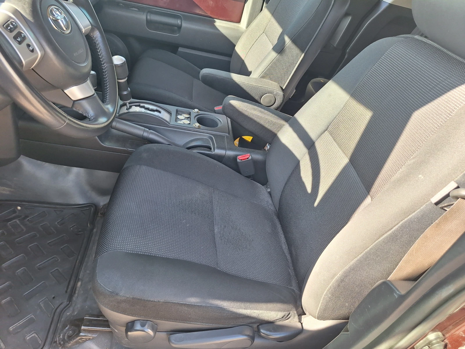 Toyota Fj cruiser 4.0 i V6 Automatic, LPG | Mobile.bg   13