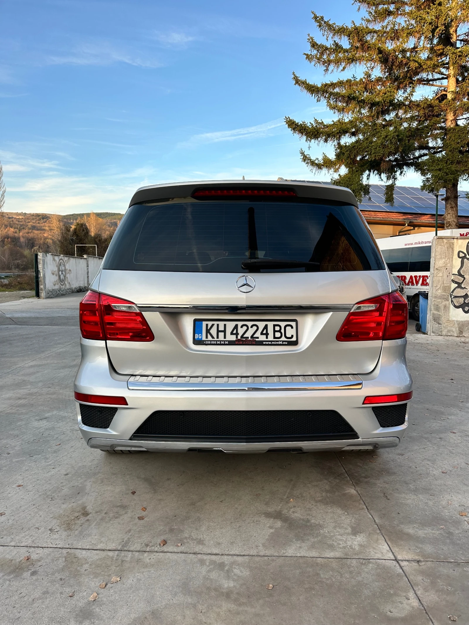 Mercedes-Benz GL 350 * AMG* 360KAMERI* 7MESTA* 4MATIC*  - изображение 4