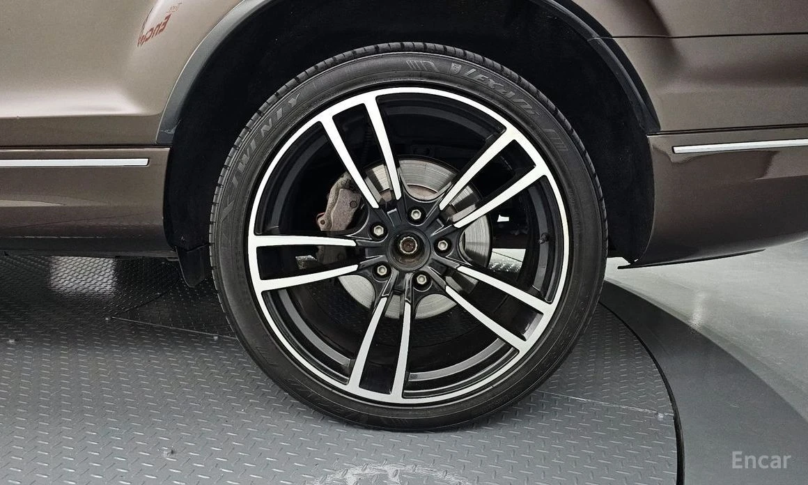 Audi Q7  - изображение 5