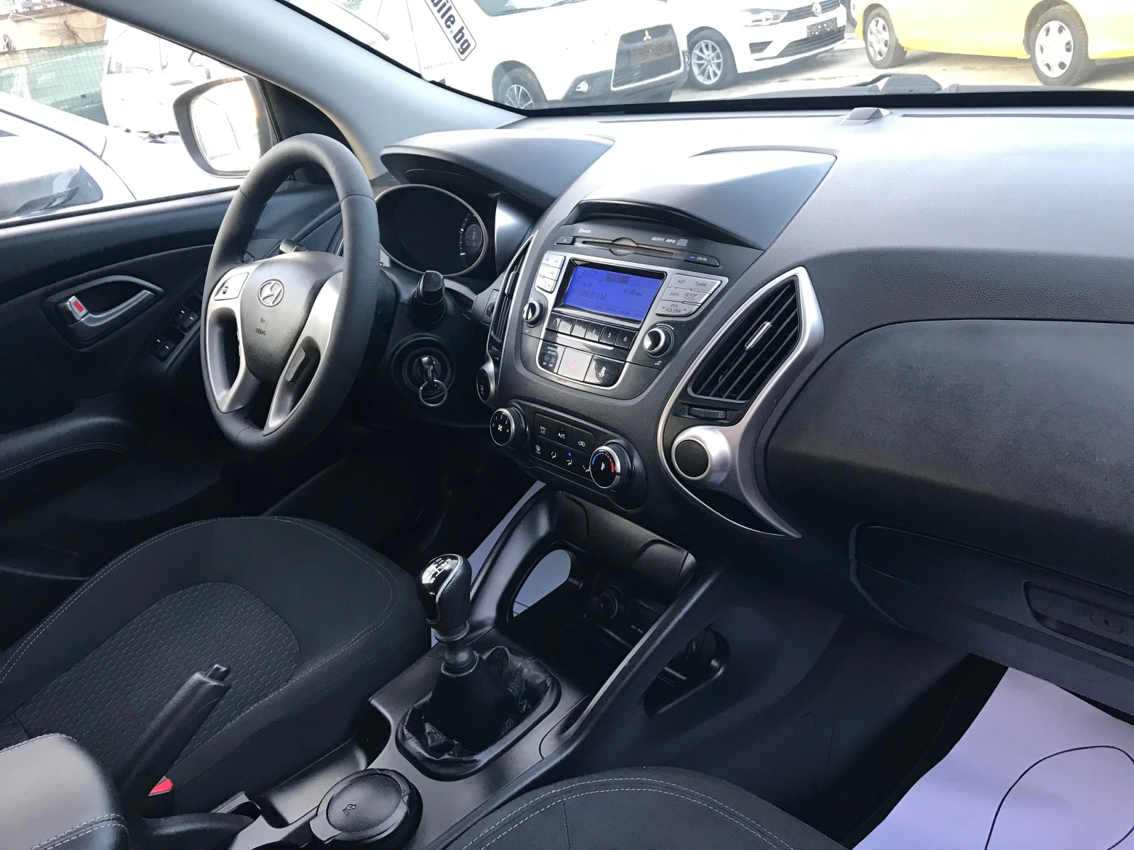 Hyundai IX35 1.7d-117kc.-6ск., снимка 14 - Автомобили и джипове - 53659639