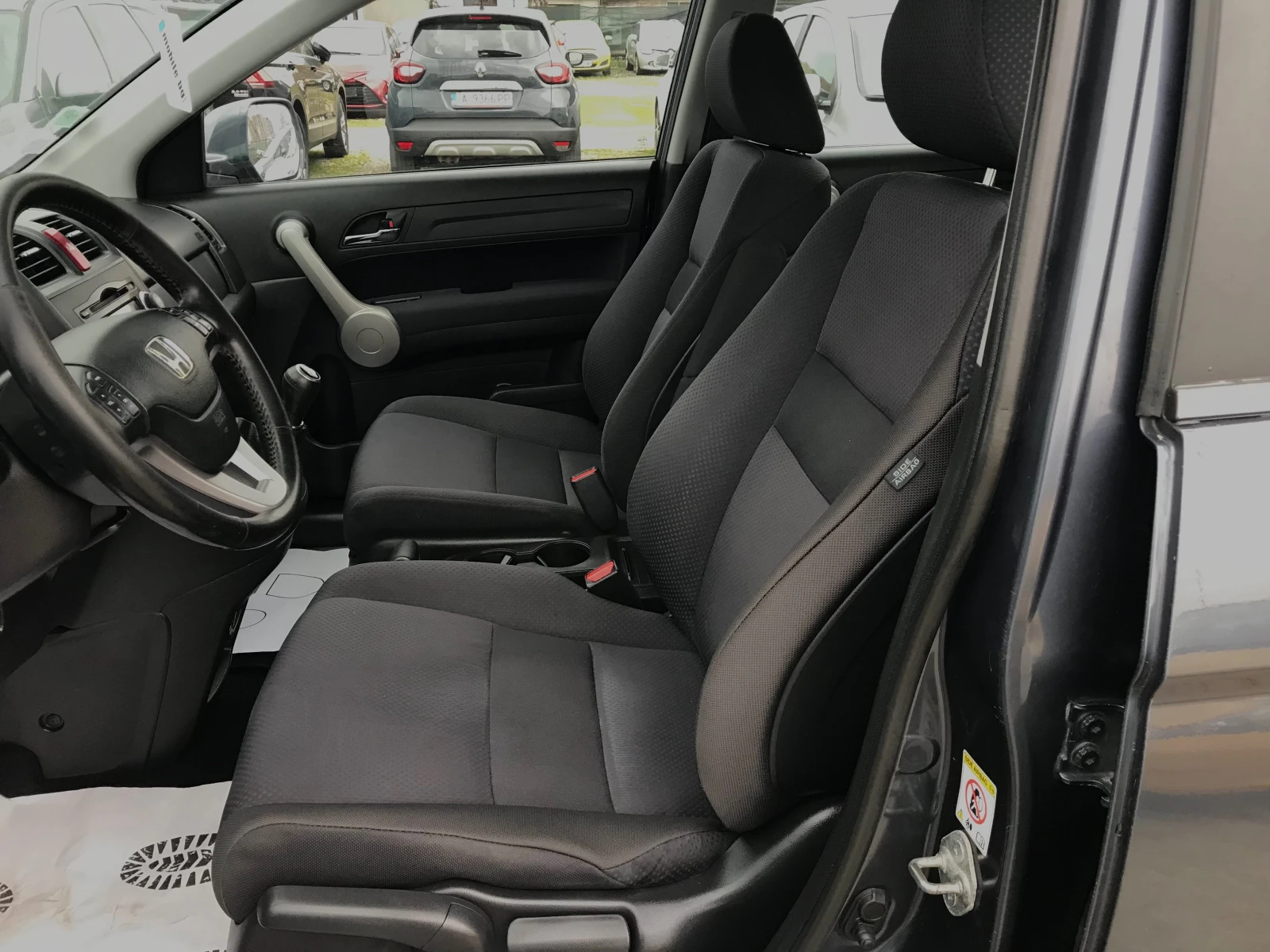 Honda Cr-v 2.2-140kc.-4x4 - изображение 9