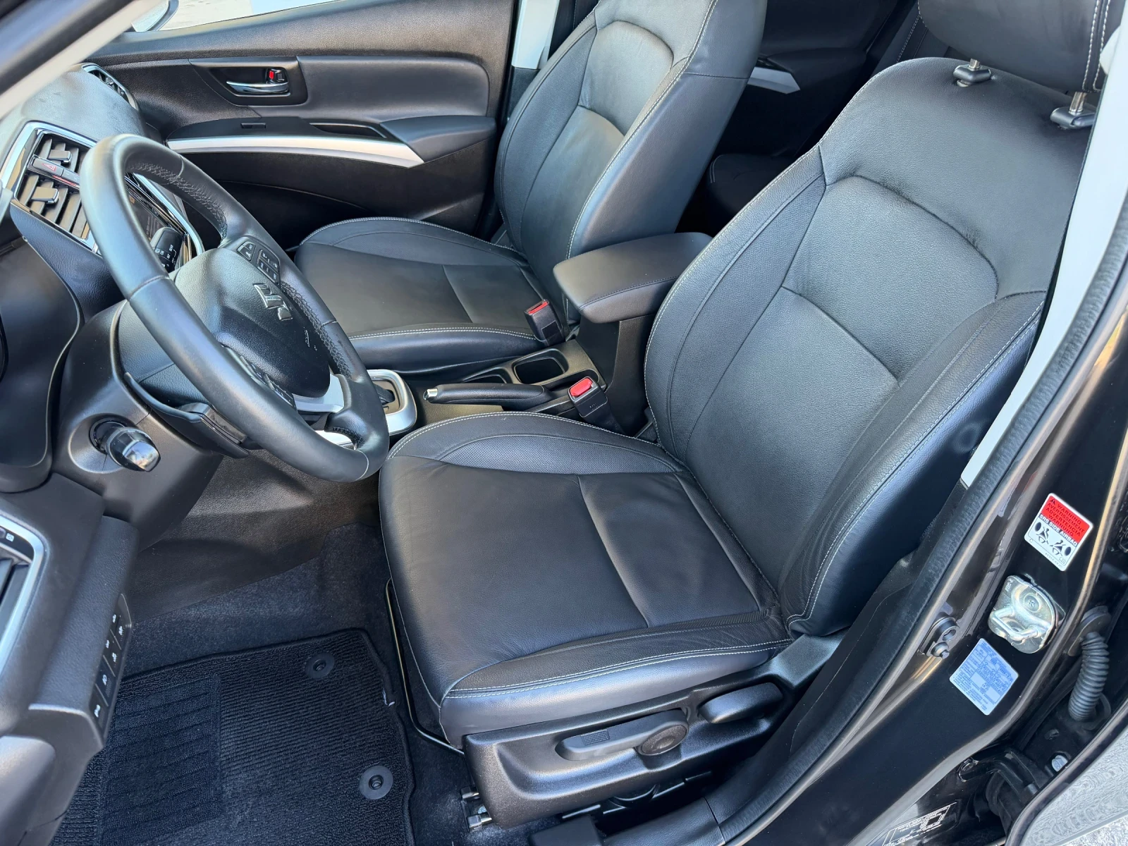 Suzuki SX4 S-Cross HYBRID-34800km, снимка 7 - Автомобили и джипове - 54548704