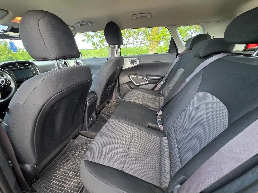 Kia Niro 64KW Термопомпа, снимка 10 - Автомобили и джипове - 54772682