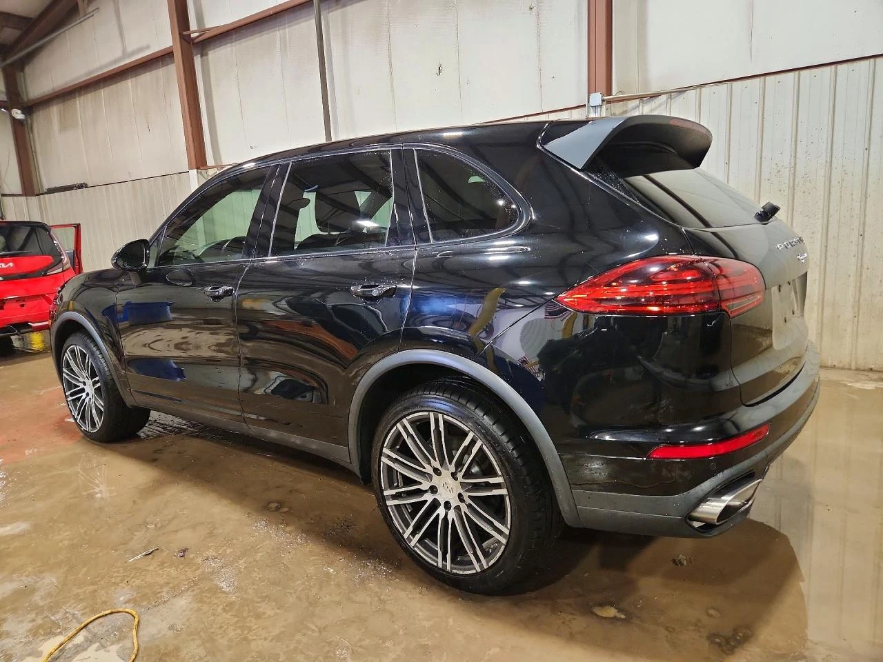 Porsche Cayenne !PREMIUM SPORT! !!ПОДГРЕВИ! !КАМЕРИ!, снимка 4 - Автомобили и джипове - 54965619