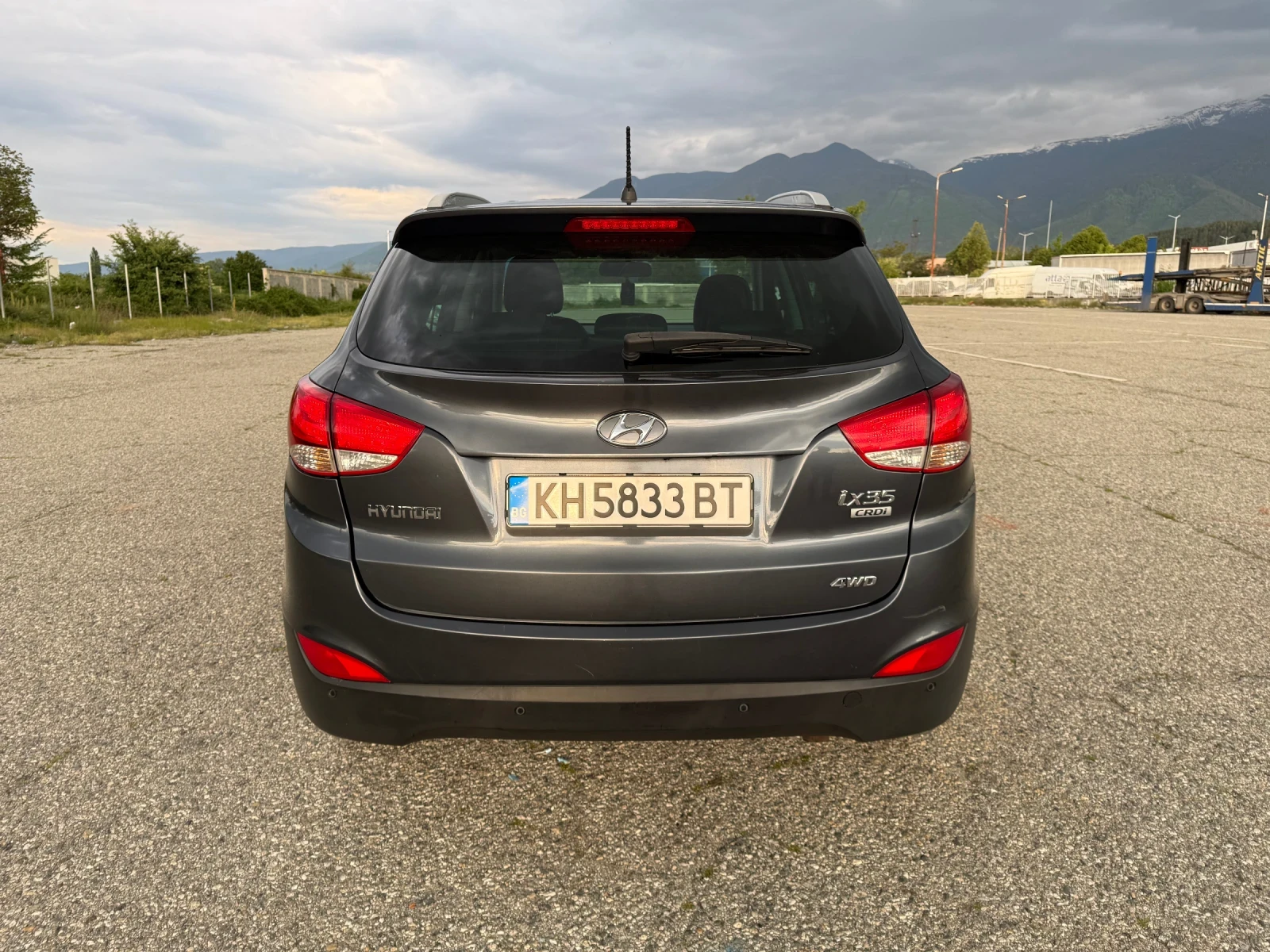 Hyundai IX35 2.0CRDi, снимка 5 - Автомобили и джипове - 55144943