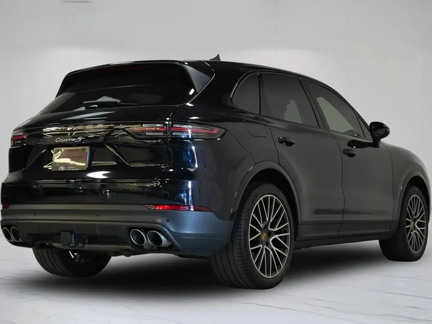Porsche Cayenne S Premium Plus ЦЕНА ДО БЪЛГАРИЯ АВТОКРЕДИТ, снимка 4 - Автомобили и джипове - 55901427
