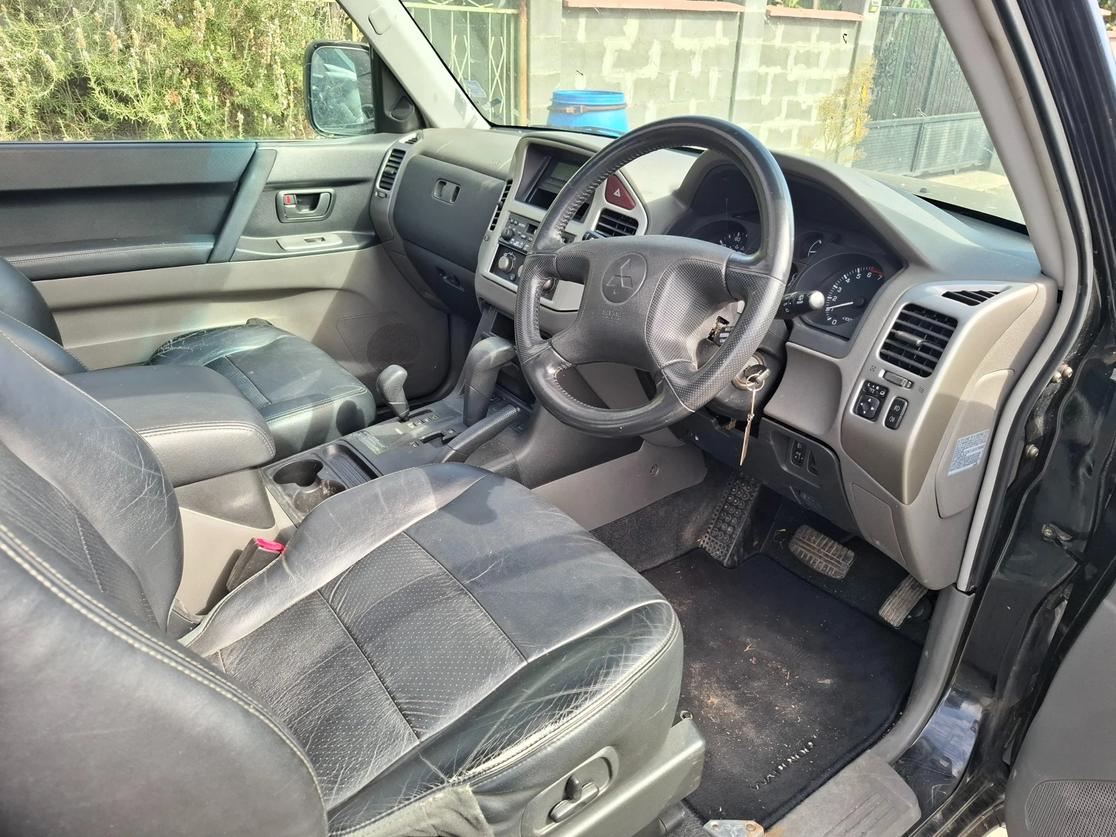 Mitsubishi Pajero, снимка 7 - Автомобили и джипове - 56140146