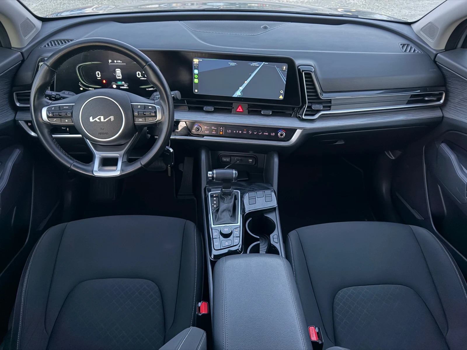 Kia Sportage 1.6 БЕНЗИН / АВТОМАТИК / ЕВРО6 / YOUTUBE / WAZE , снимка 10 - Автомобили и джипове - 56331988