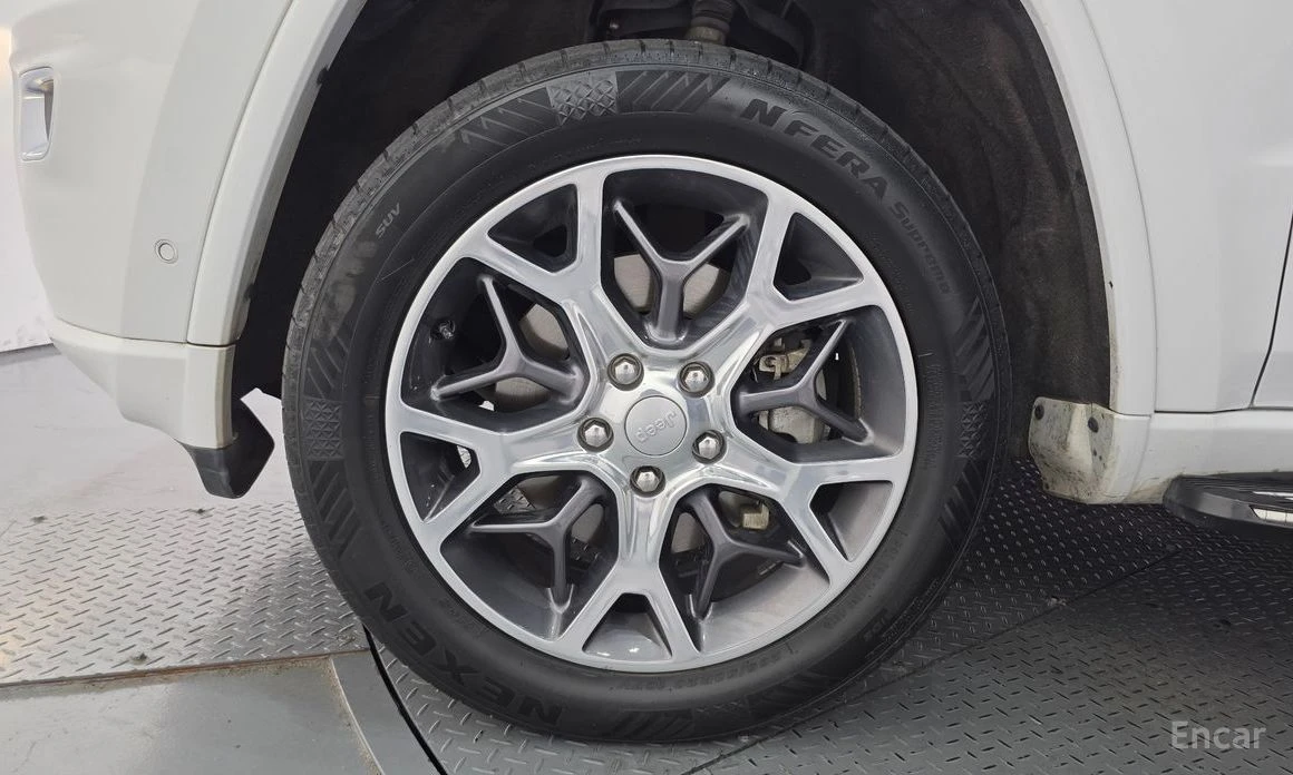 Jeep Grand cherokee, снимка 5 - Автомобили и джипове - 56460893