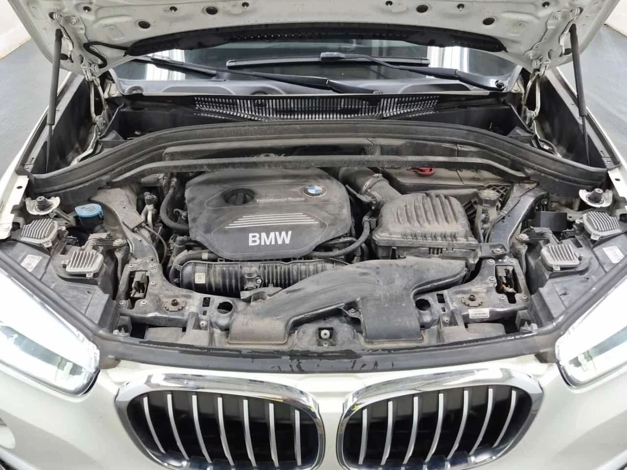 BMW X1, снимка 15 - Автомобили и джипове - 56686103