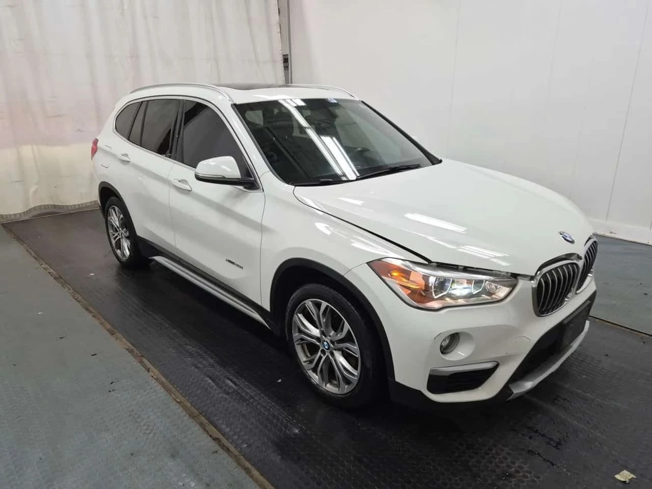 BMW X1, снимка 5 - Автомобили и джипове - 56686103