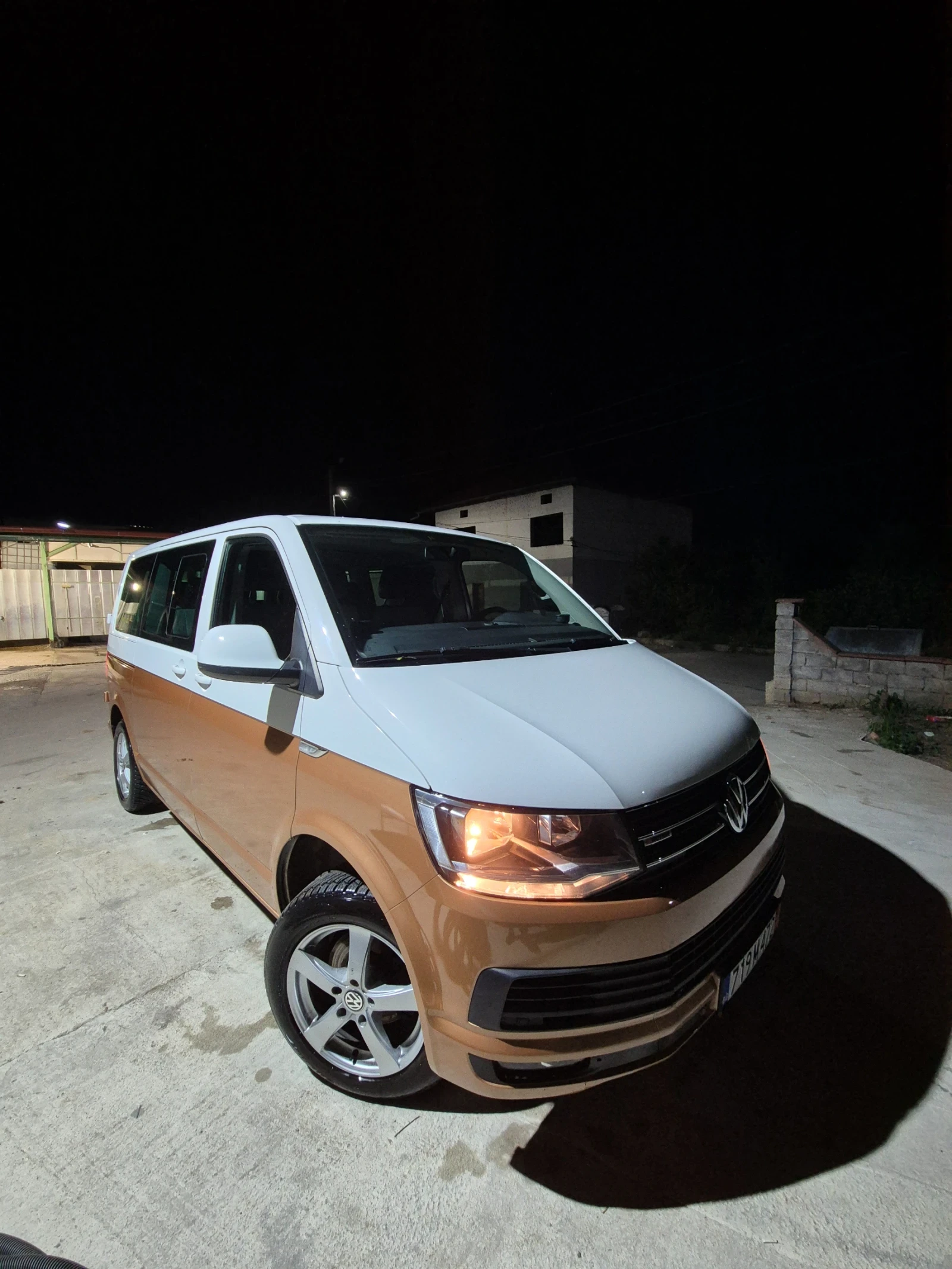 VW T6, снимка 2 - Бусове и автобуси - 53751566