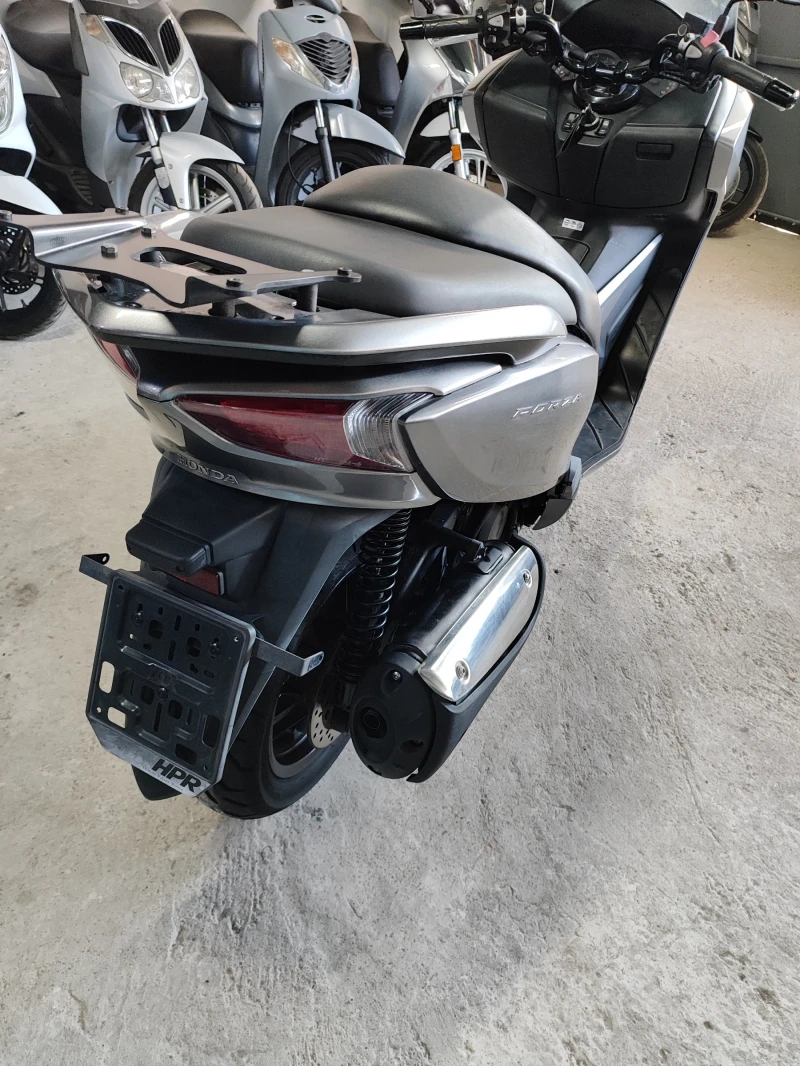 Honda Forza 300i, снимка 11 - Мотоциклети и мототехника - 52170539