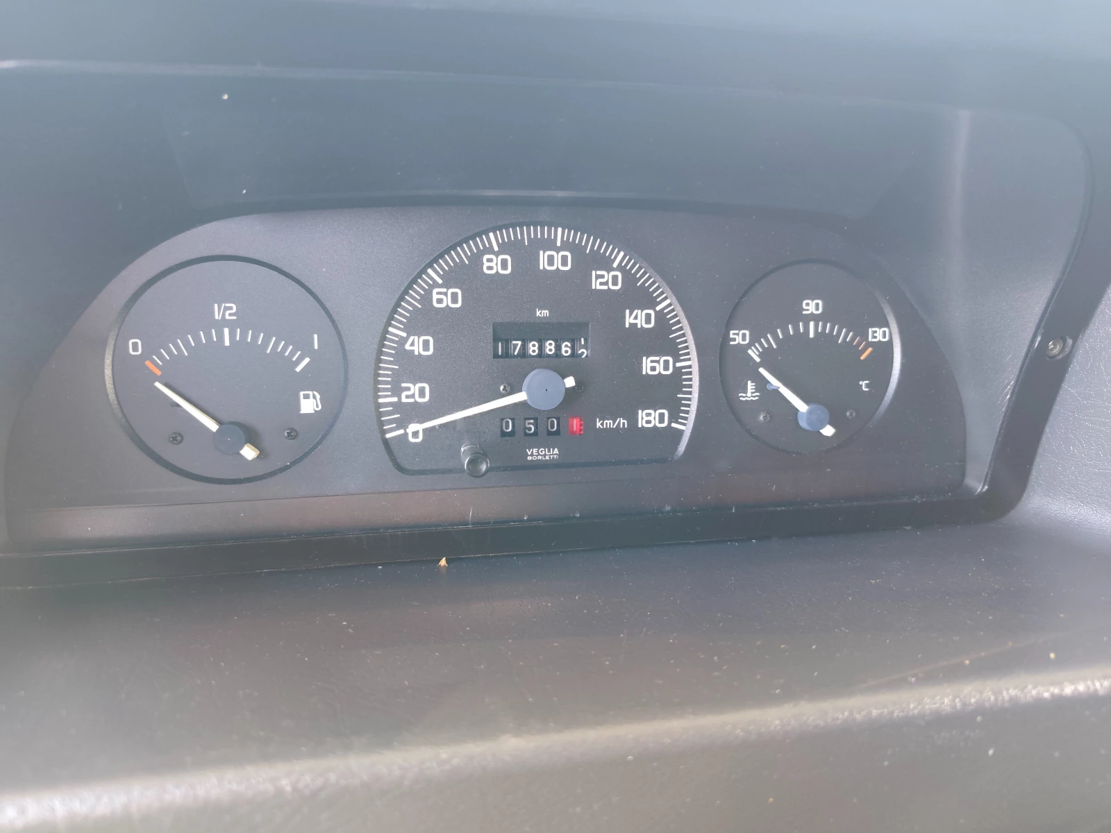 Кемпер Dethleffs Fiat Ducato 2.8TD Swiss, снимка 12 - Каравани и кемпери - 56321168
