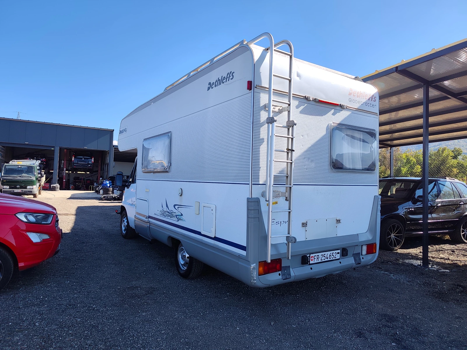 Кемпер Dethleffs Fiat Ducato 2.8TD Swiss, снимка 3 - Каравани и кемпери - 56321168