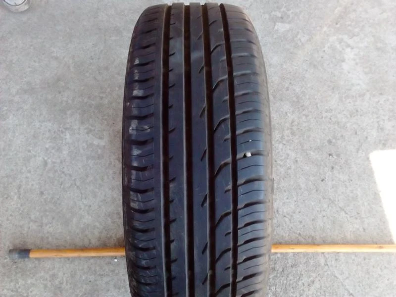 Гуми Летни 215/55R18, снимка 1 - Гуми и джанти - 18579684