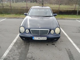 Mercedes-Benz E 200, снимка 7