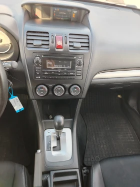 Subaru Impreza 1.6 AWD БЕНЗИН АВТОМАТ , снимка 14