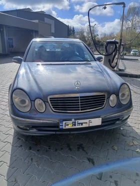 Mercedes-Benz E 270, снимка 2