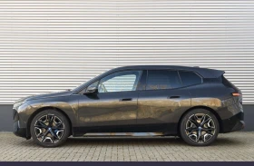 BMW iX 40, M Paket, X drive, Dual motor - 94900 лв. - 17750351 | Car24.bg