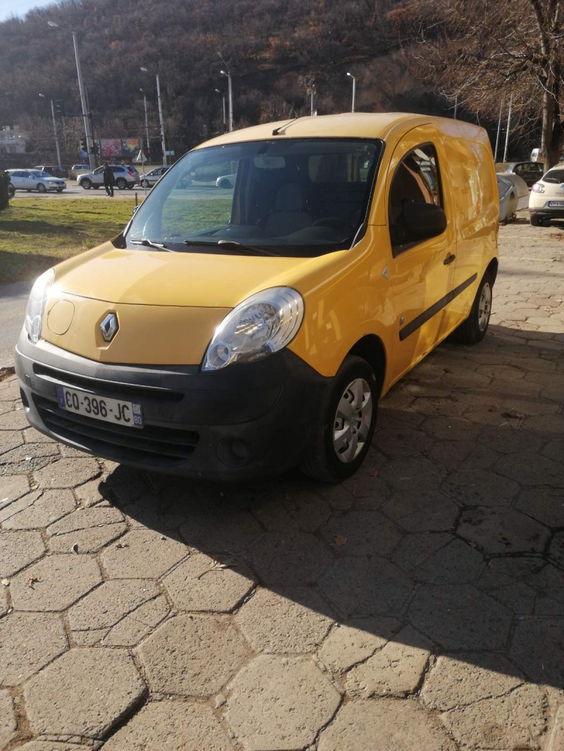 Renault Kangoo, снимка 1 - Автомобили и джипове - 46359111