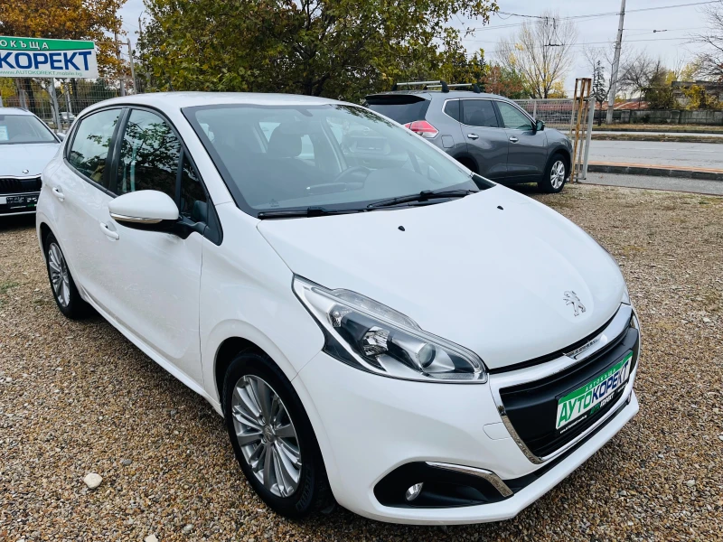 Peugeot 208 1.2i КАТО НОВА, снимка 3 - Автомобили и джипове - 48027808