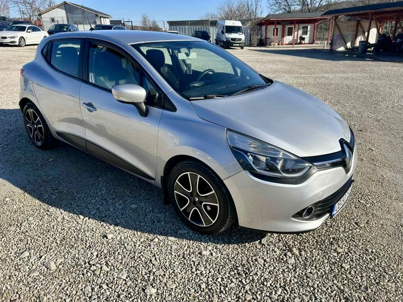 Renault Clio 1.5 dci NAVI , снимка 6 - Автомобили и джипове - 48517990