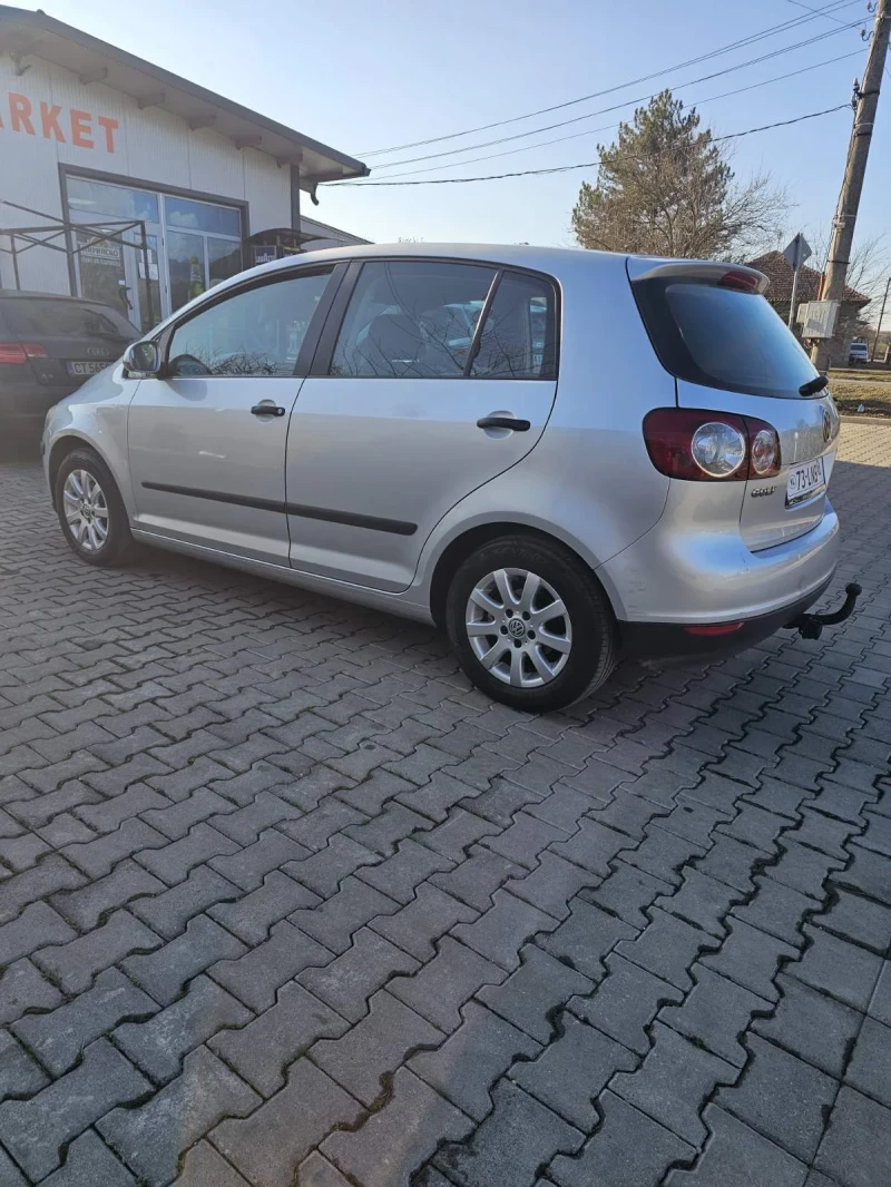 VW Golf Plus, снимка 2 - Автомобили и джипове - 49095739