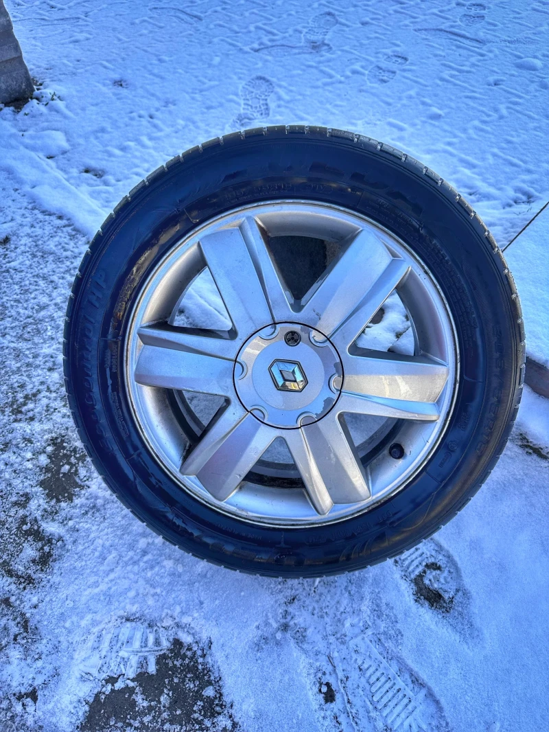 Renault Megane 1.5 DCI, снимка 9 - Автомобили и джипове - 52351407