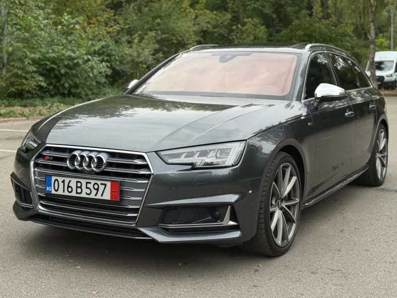 Audi S4 3.0TFSI* PANO* CAM360* CARBON* B&O* MATRIX* DIST* 