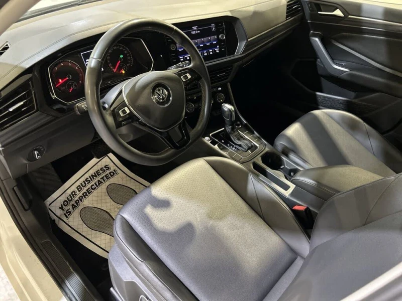 VW Jetta Volkswagen Jetta Highlin* АвтоКредит* (ЦЕНА ДО БГ), снимка 10 - Автомобили и джипове - 53435865