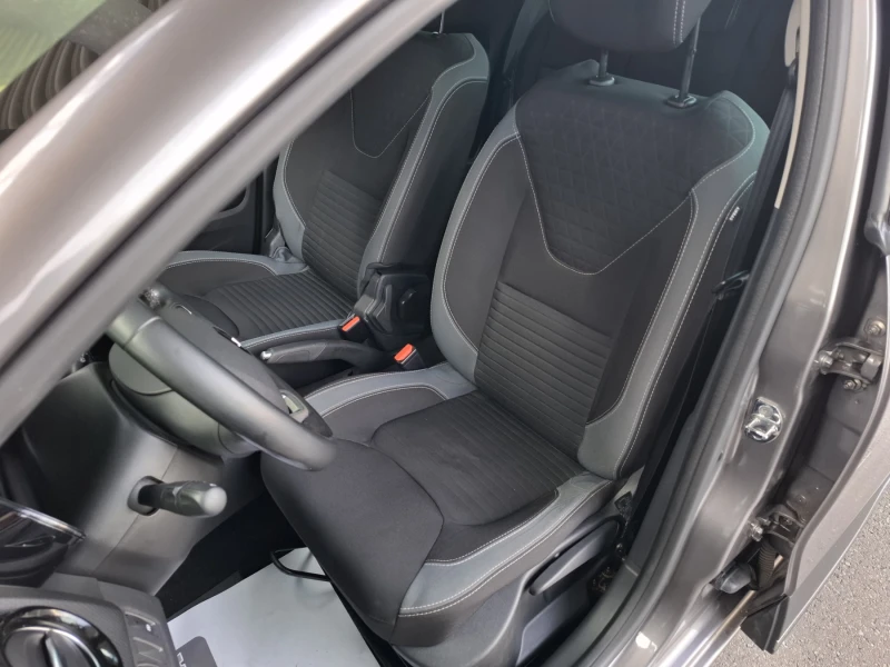 Renault Clio 1.2TCe* АВТОМАТИК* 104020к.м.* LED* EURO6* NAVI, снимка 6 - Автомобили и джипове - 53467678