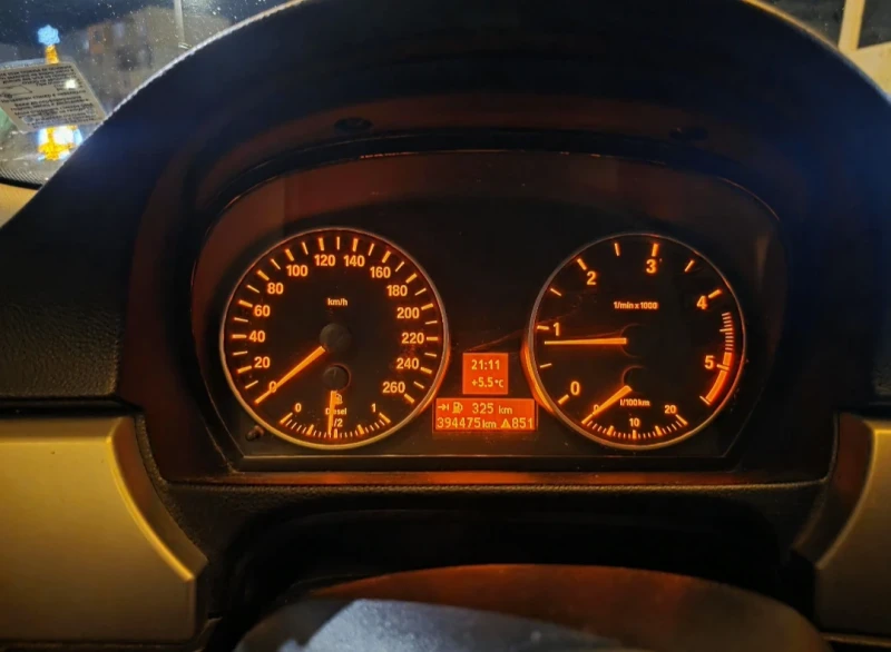 BMW 320, снимка 10 - Автомобили и джипове - 53588635