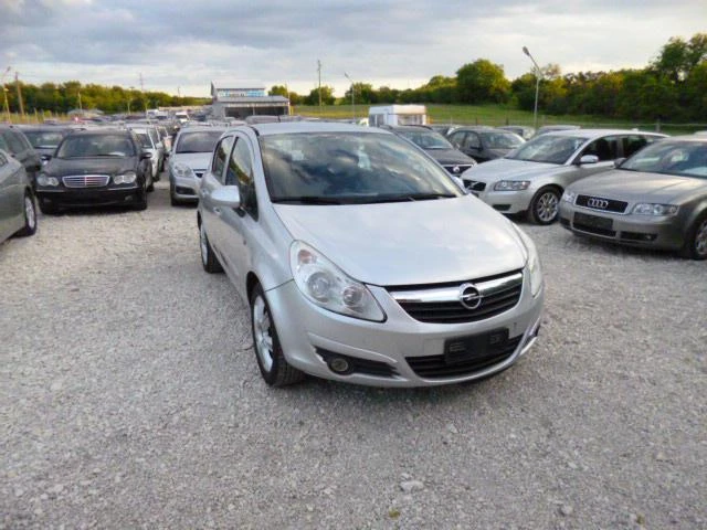 Opel Corsa 1.3cdti UNIKAT - изображение 10