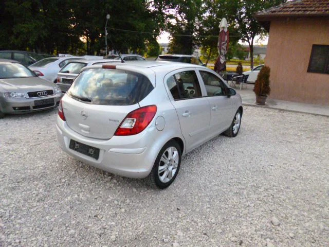 Opel Corsa 1.3cdti UNIKAT, снимка 13 - Автомобили и джипове - 14642408