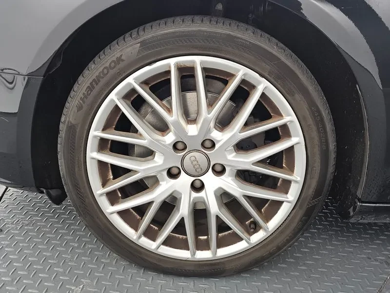 Audi A4 2.0 TDI Dynamic B8, снимка 5 - Автомобили и джипове - 53267379