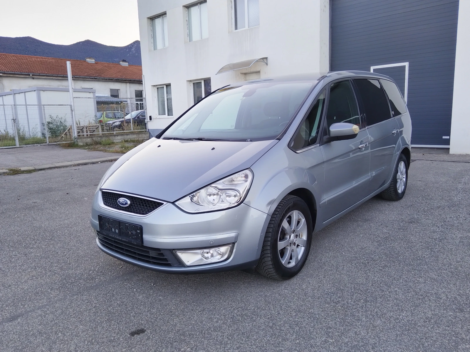 Ford Galaxy 2.0 TDCI 140к.с  - изображение 9