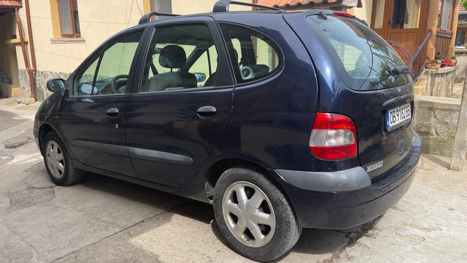 Renault Megane Scenic 1.6i - изображение 4