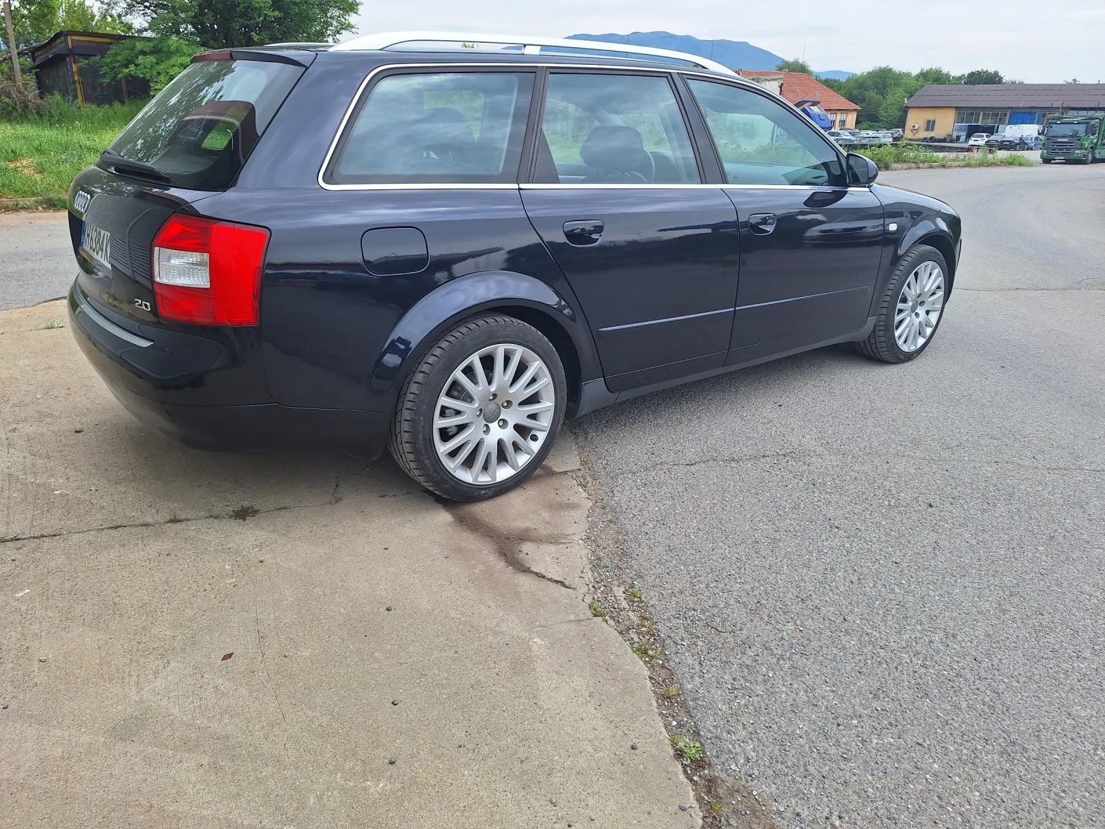 Audi A4 2.0газ.ръчка - изображение 3
