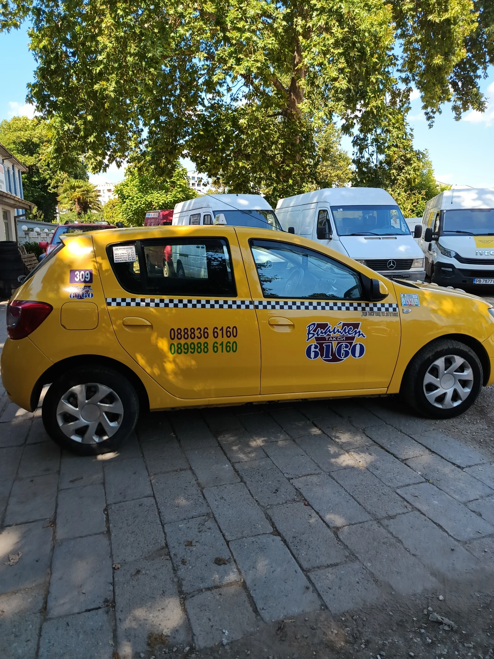 Dacia Sandero  - изображение 6