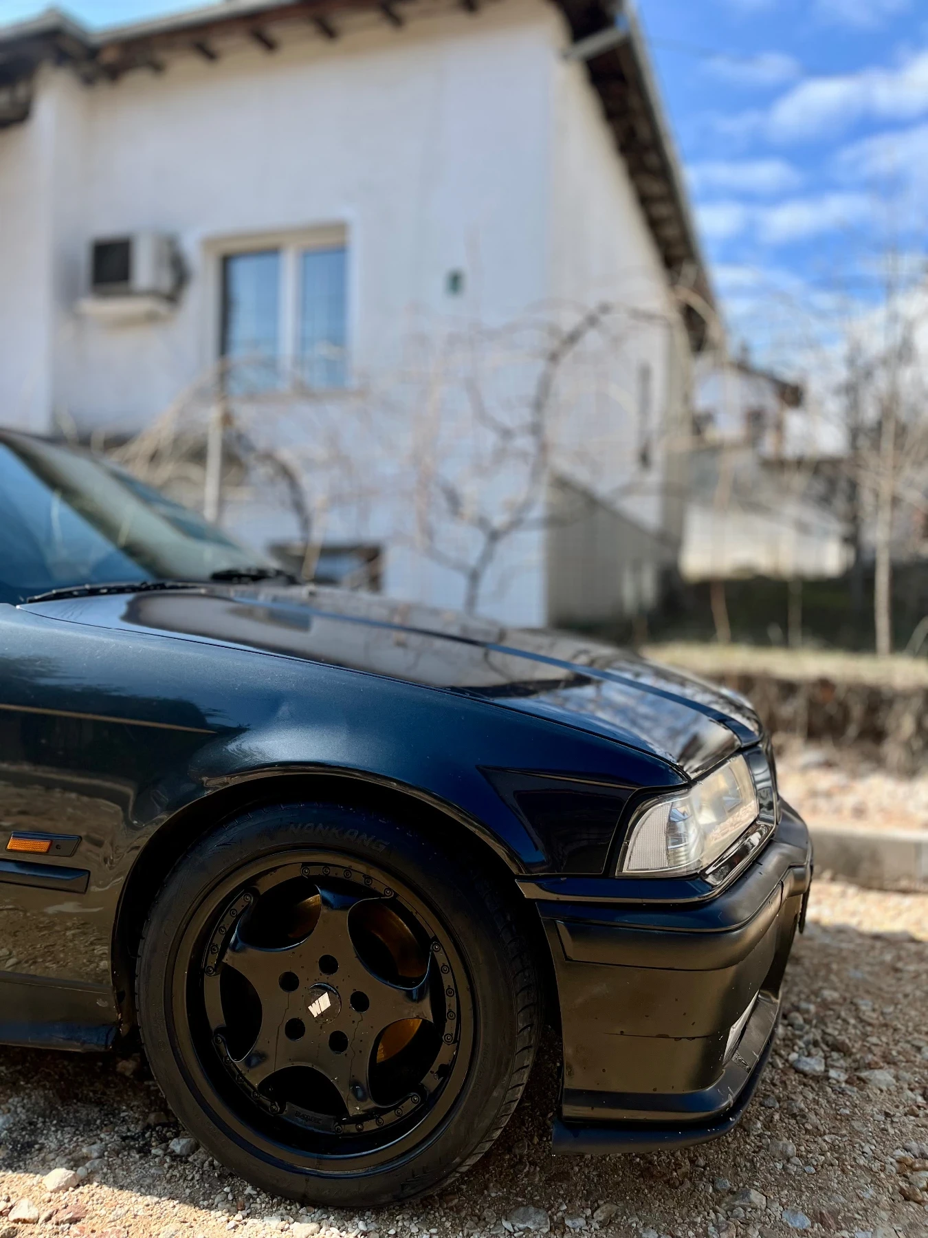 BMW 318  - изображение 5