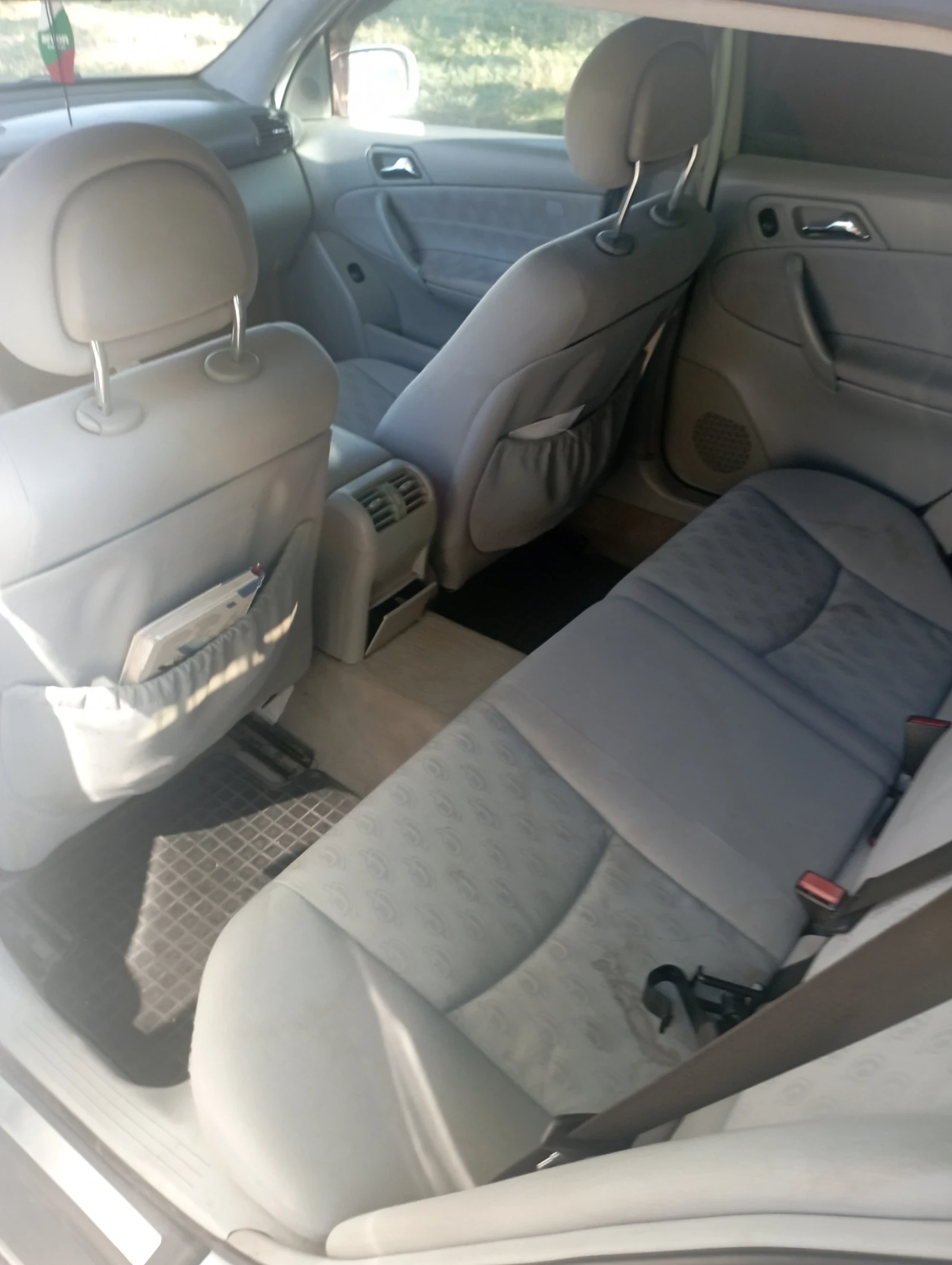 Mercedes-Benz C 220  - изображение 9