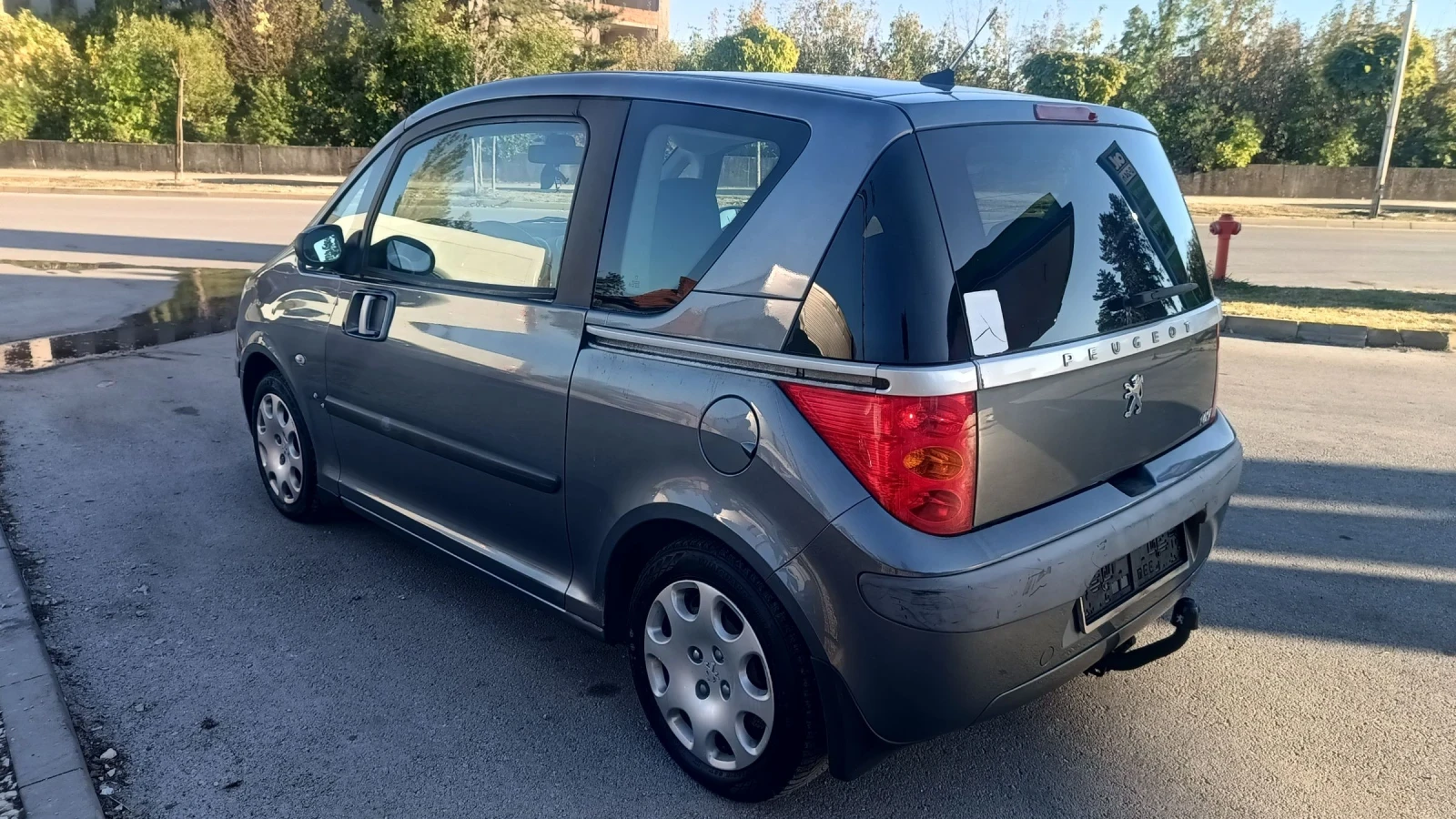Peugeot 1007 1.4i Бензин 74к.с - изображение 4