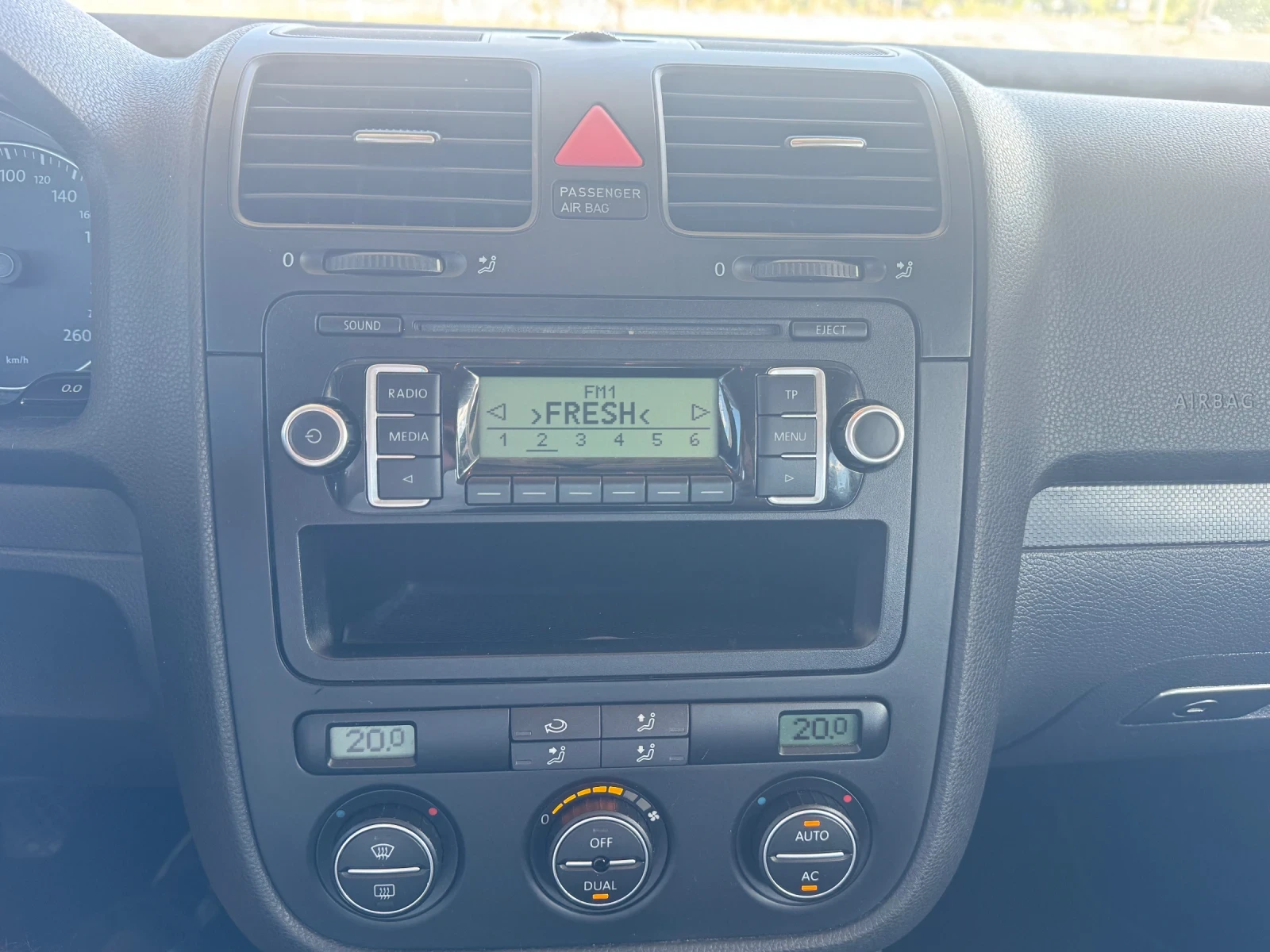 VW Golf 1.9 TDI, Климатроник  - изображение 7