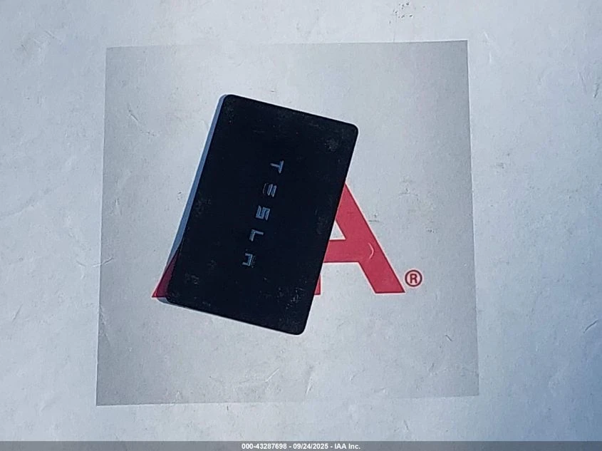 Tesla Model 3 U  U NX All Wheel Drive - изображение 3