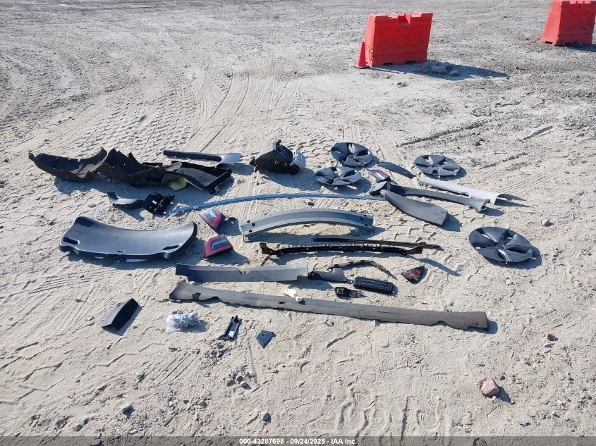 Tesla Model 3 U  U NX All Wheel Drive - изображение 4